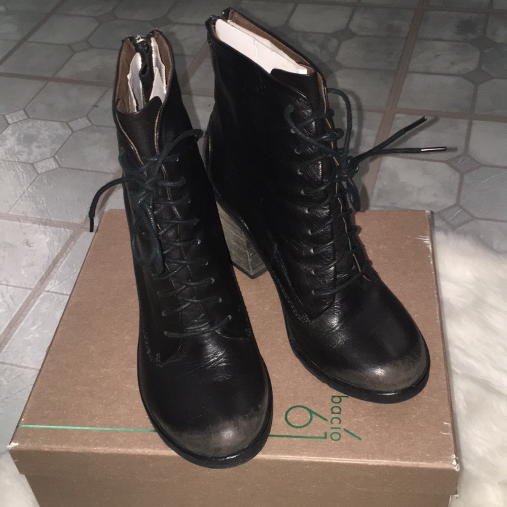 Ankle boots